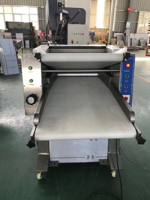 Elektrische regulierte justierte Stärke Teig 4KW Sheeter Maschine